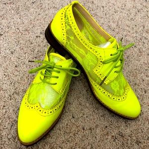 OOAK Neon Fluorescent Yellow Kiltie Patent Leather Brogue Loafers Wingtips 6.5
